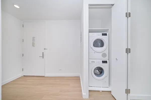 W 37th St #706 - Photo 3 of 20