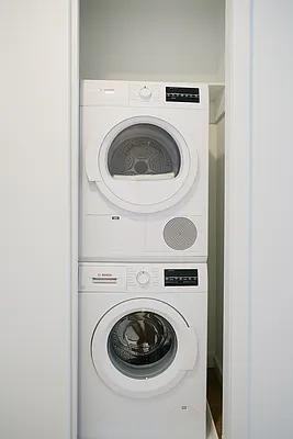 W 37th St #607 - Photo 4 of 20