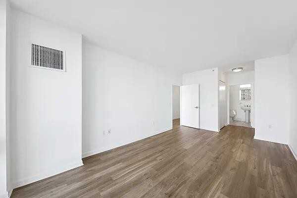 Main St #140 - Photo 5 of 20