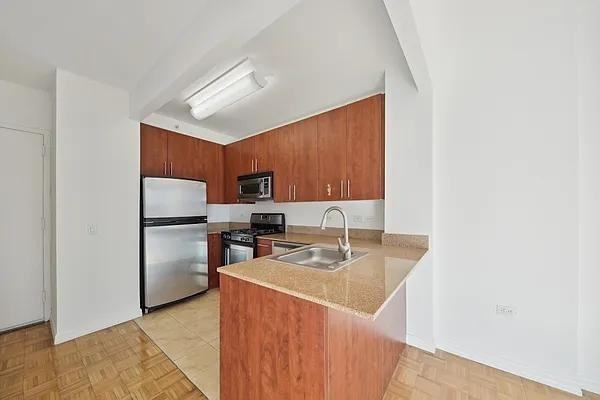 Main St #1010 - Photo 2 of 20