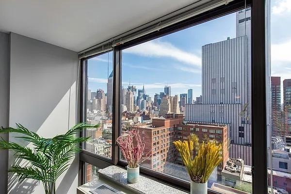 W 56th St #719 - Photo 7 of 20