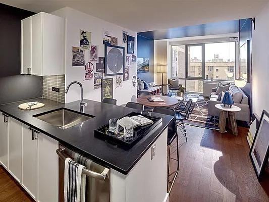 W 31st St #0-08C - Photo 2 of 20