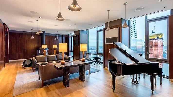 W 31st St #0-08C - Photo 7 of 20