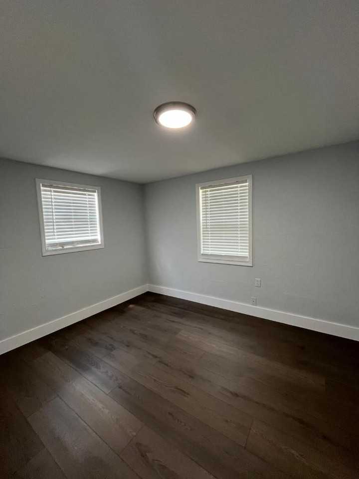 1552 Ne County Road 225 - Photo 7 of 20