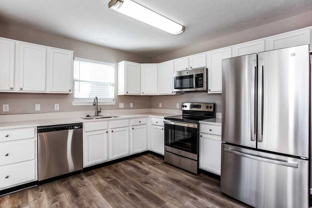 9 S Morris Blvd - Photo 5 of 16