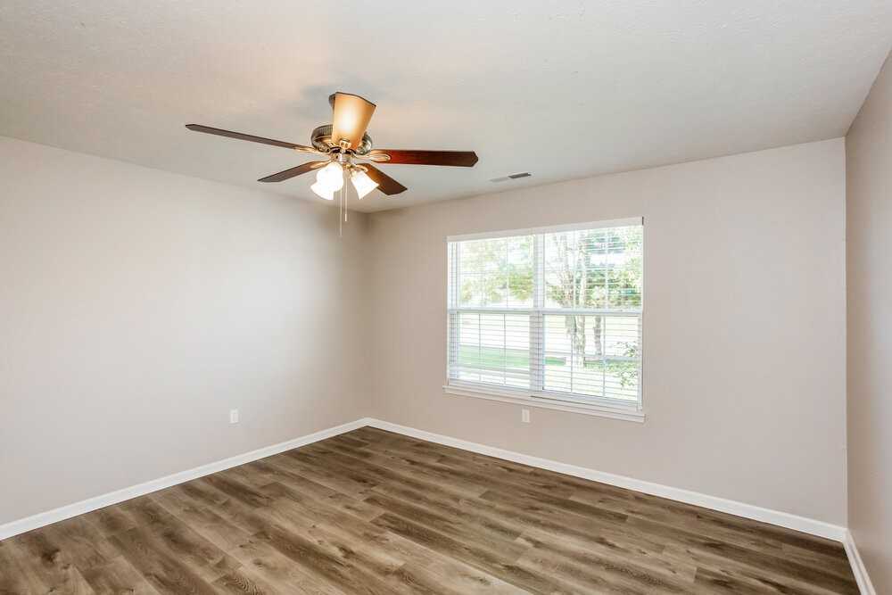 9 S Morris Blvd - Photo 6 of 16