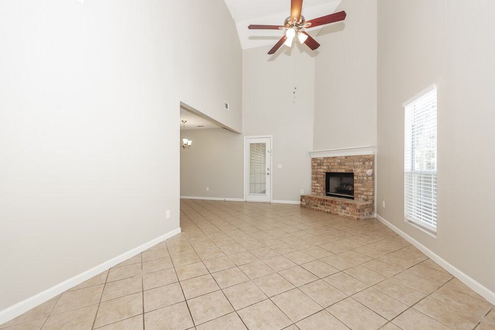 3308 Milbridge Dr - Photo 5 of 17