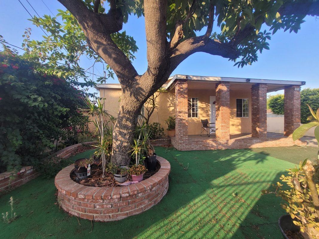 10138 Arleta Ave - Photo 2 of 15