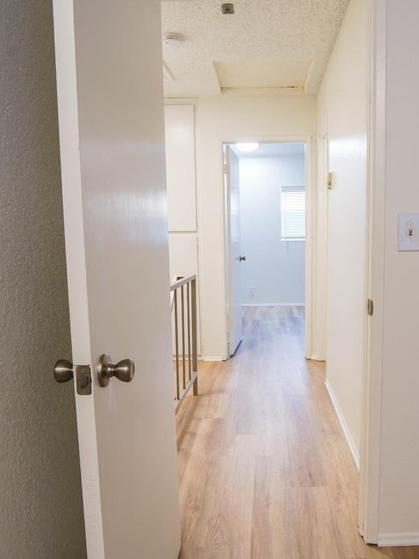 4422 W 172nd St - Photo 4 of 14