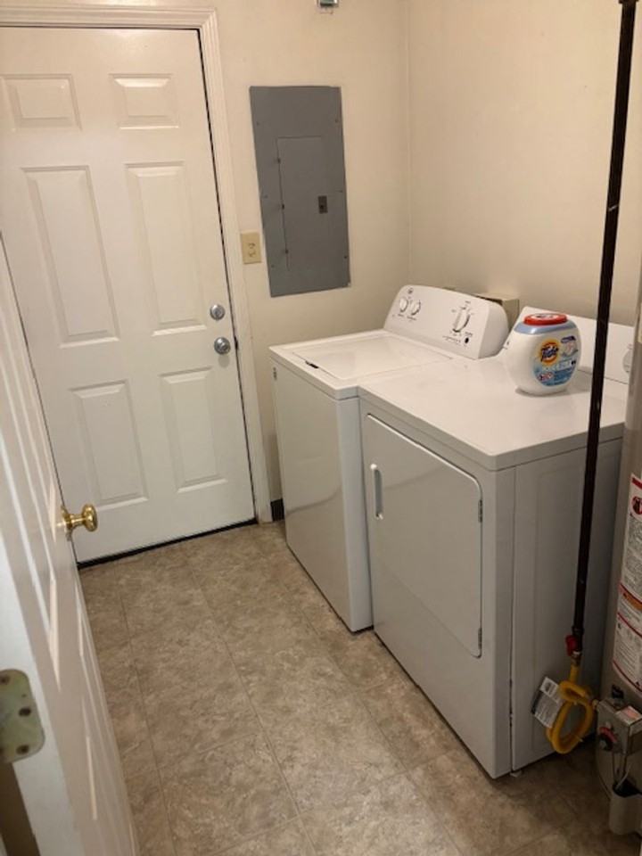 1304 N Kinser Pike - Photo 5 of 11