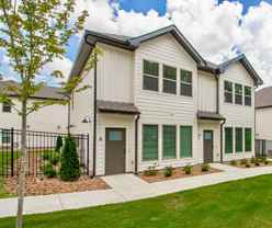 400 Parker St #B - Photo 1 of 1