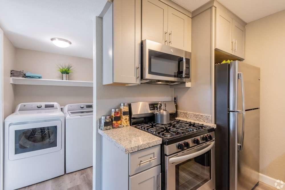300 Bel Air Dr - Photo 3 of 21
