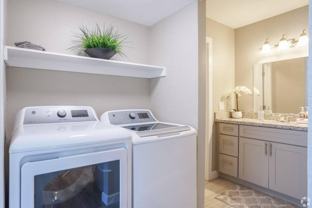 300 Bel Air Dr - Photo 1 of 1