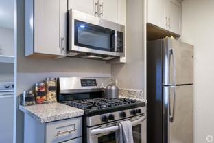 300 Bel Air Dr - Photo 1 of 1