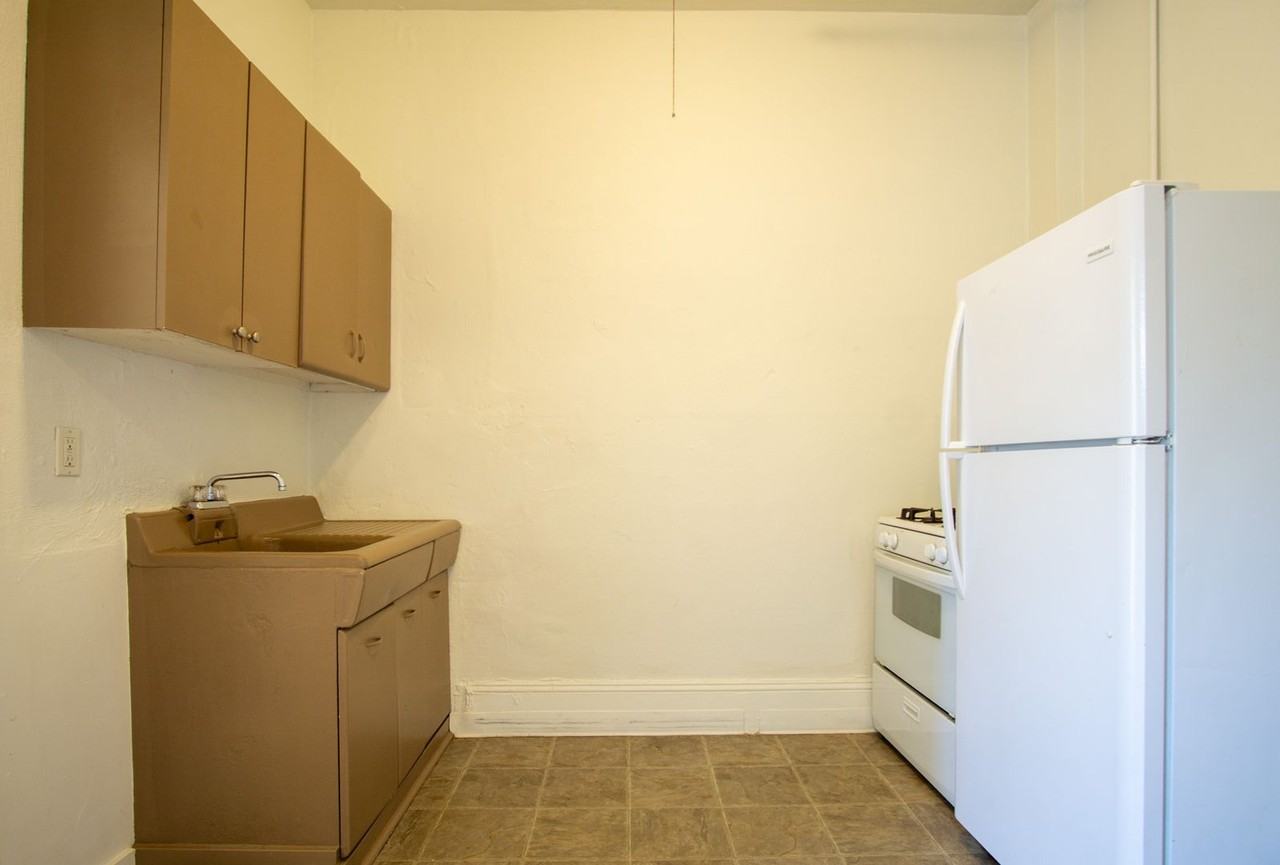 2044 N Kilpatrick St #214 - Photo 7 of 16