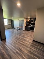 featured image of 226 E Greenfield Ln