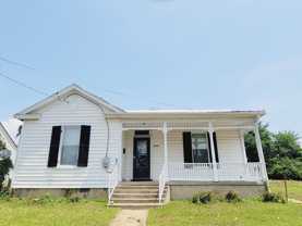 2446 Kemper St - Photo 1 of 1