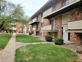 featured image of 800 S Mattis Ave