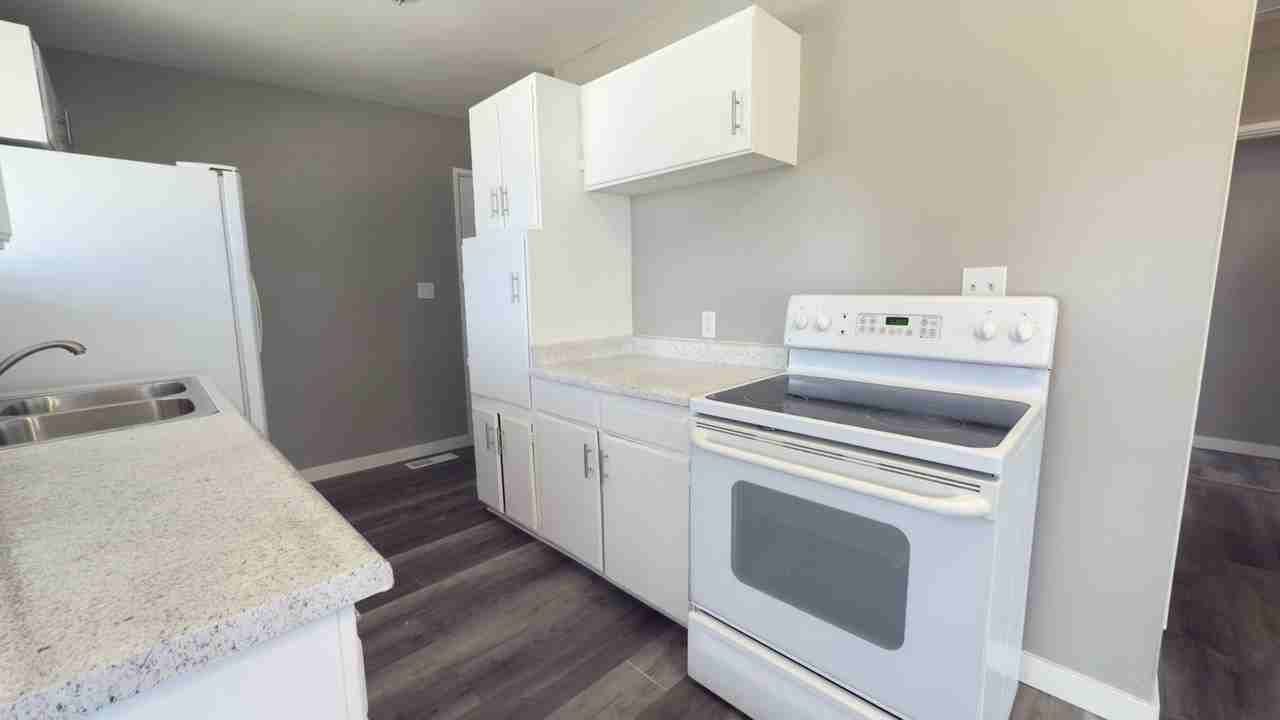 1625 W Paradise Ln - Photo 6 of 18