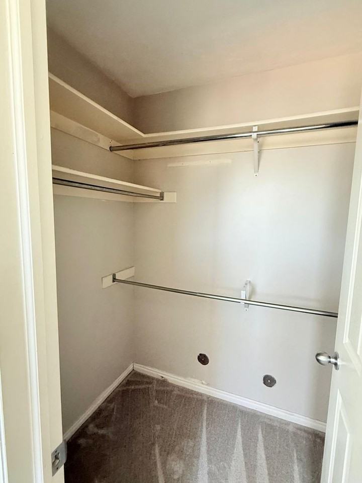 979 E Blue Heron Cir - Photo 2 of 17