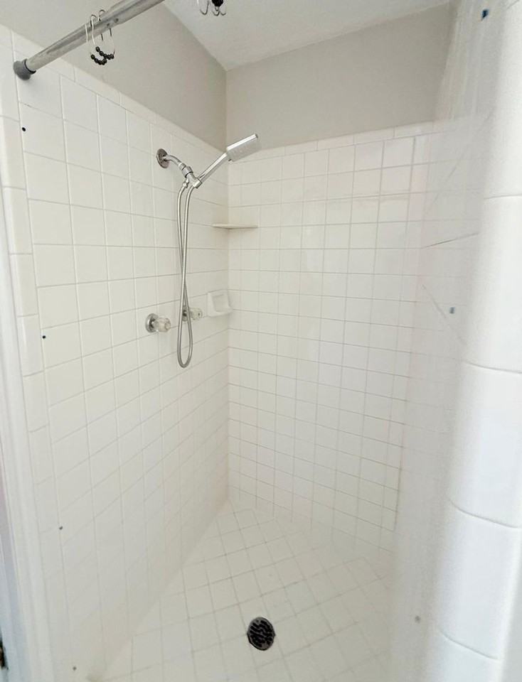 979 E Blue Heron Cir - Photo 4 of 17