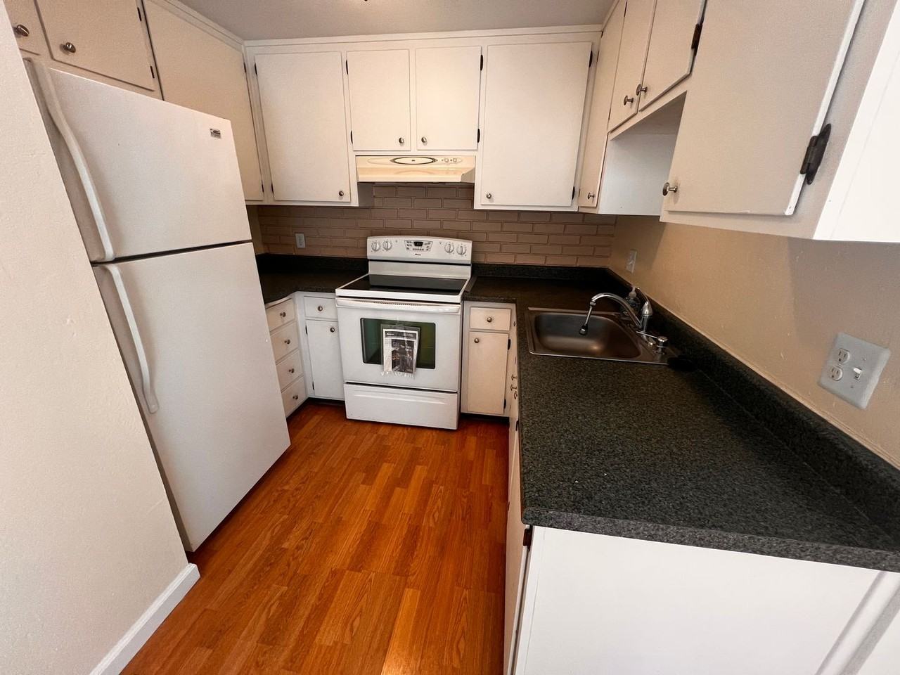 34 34 El Basset  - 34 El Basset - Photo 2 of 11