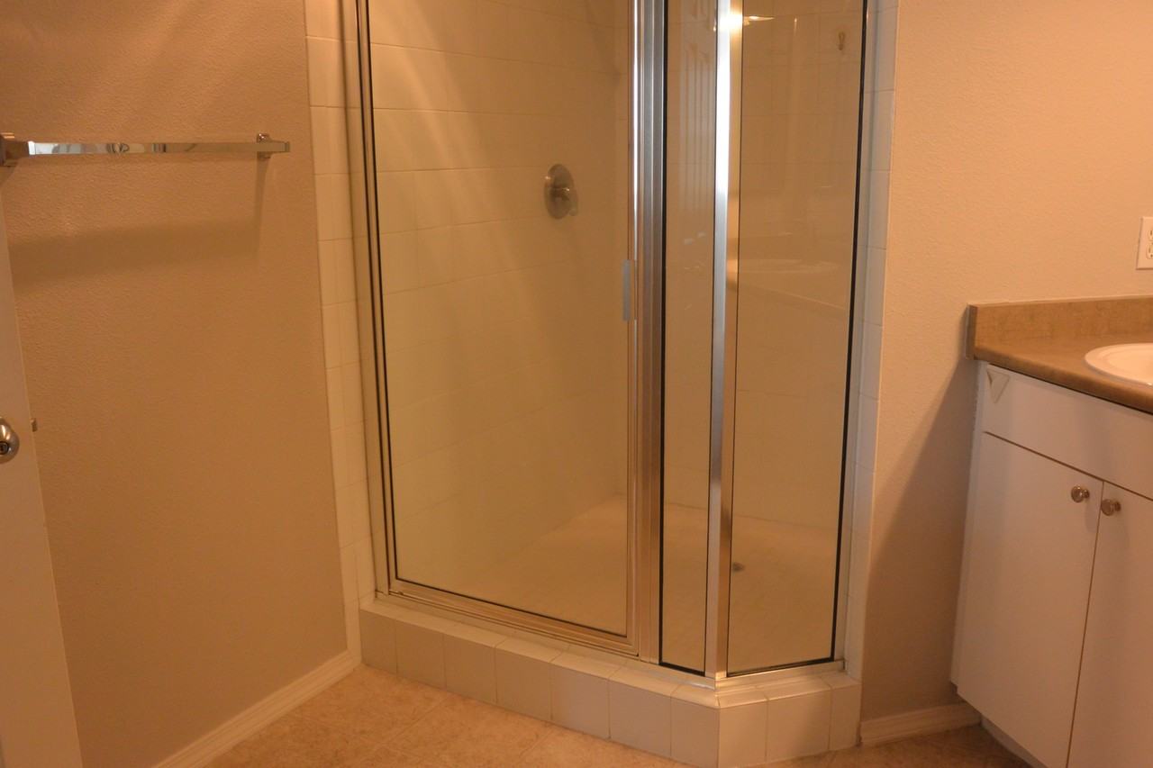 1830 Se Cutter Ln - Photo 3 of 16