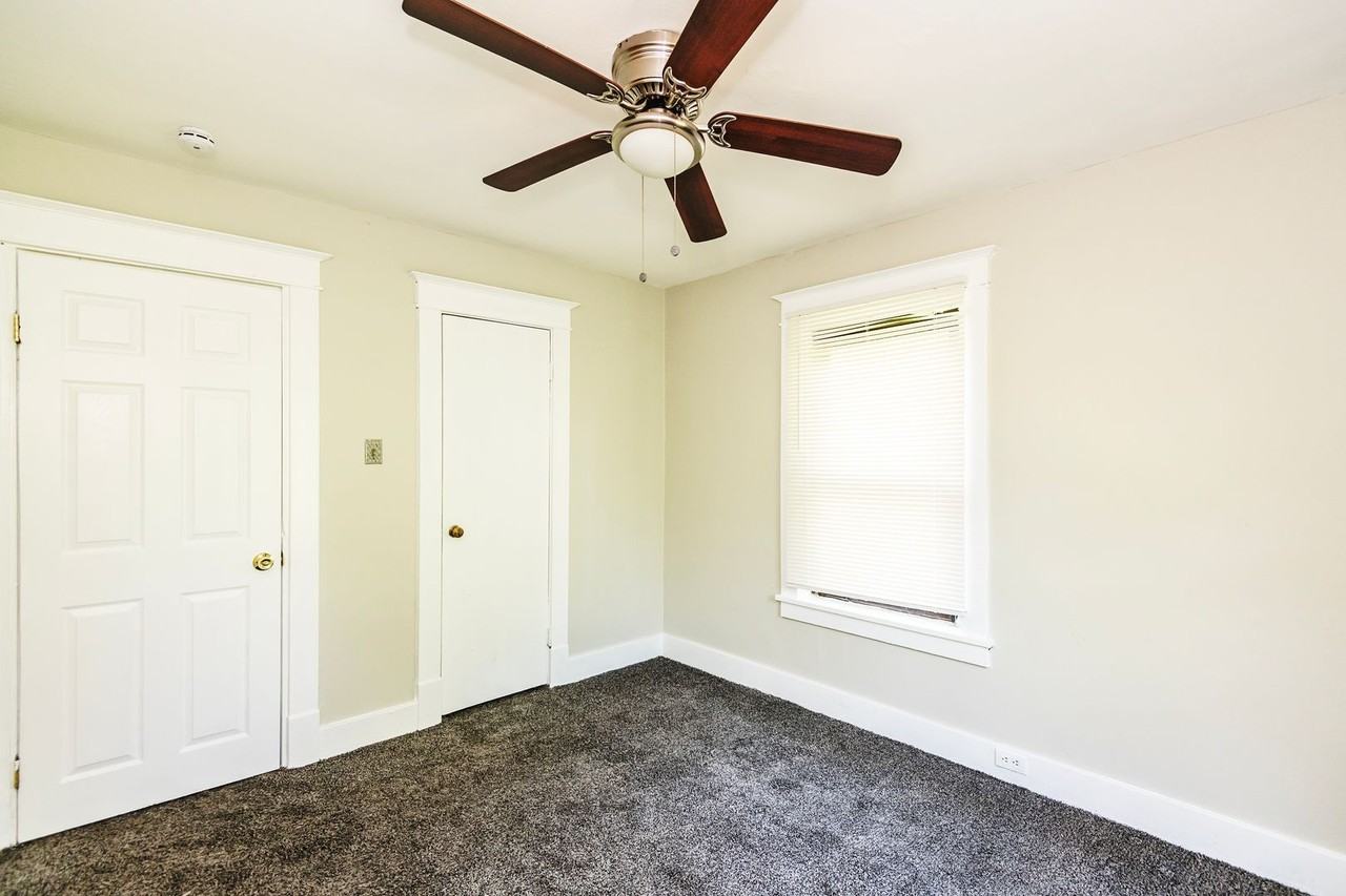 5617 Hodiamont Ave - Photo 3 of 13