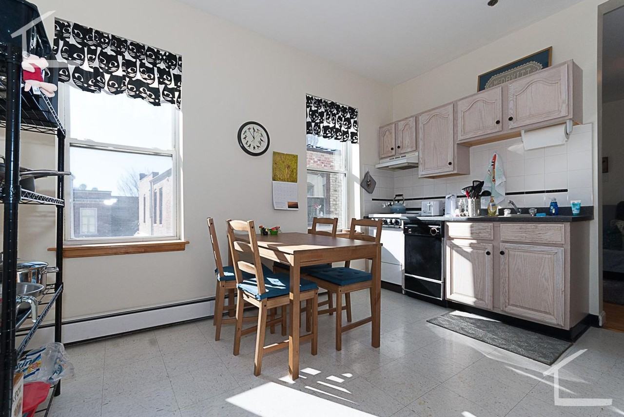 190 Chestnut Hill Ave - Photo 3 of 6