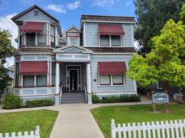 featured image of 221 N Orange St