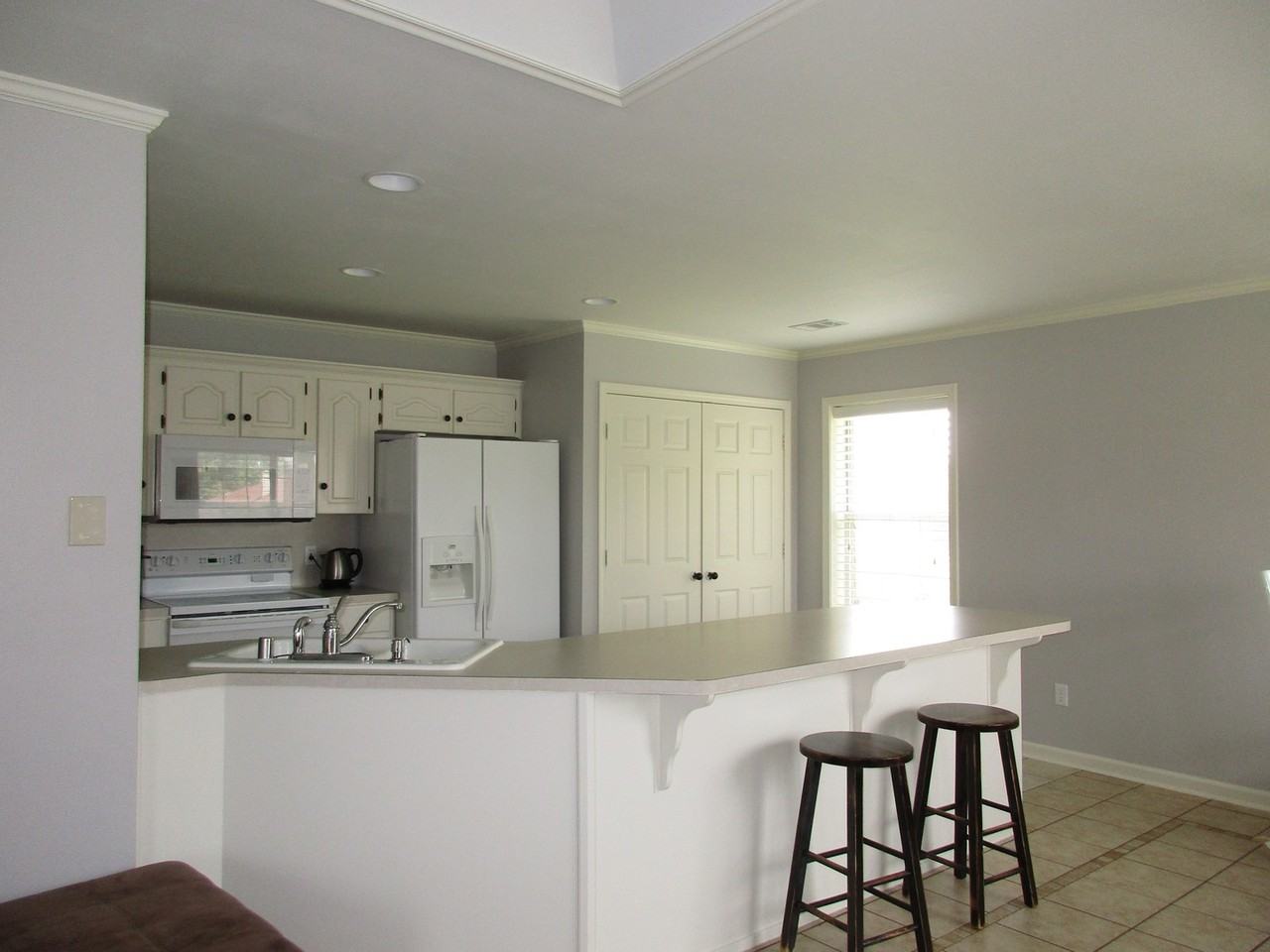 32 Reno Dr - Photo 3 of 19
