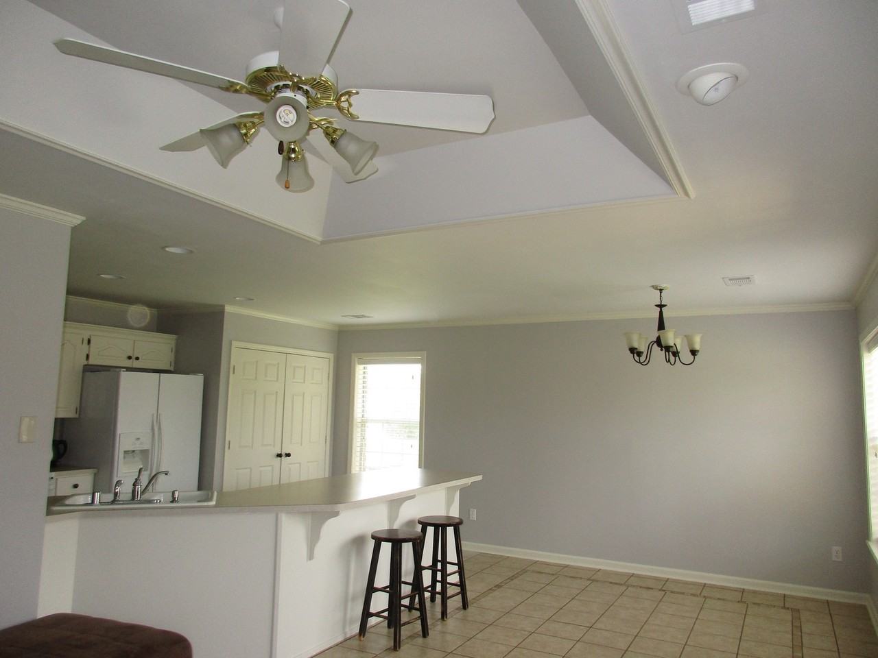 32 Reno Dr - Photo 7 of 19