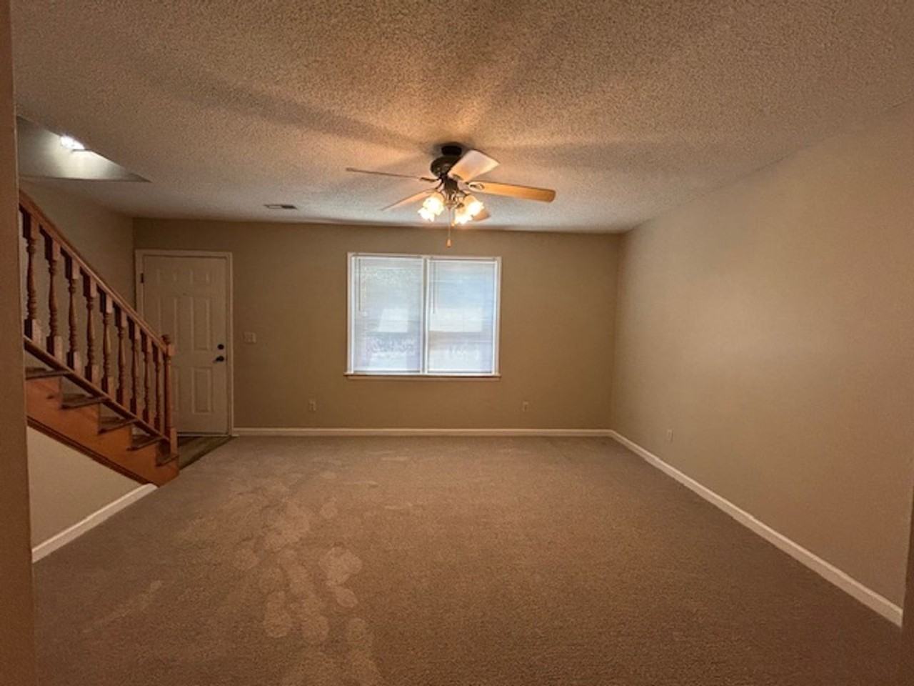 1050 Jessamine Trl - Photo 2 of 16