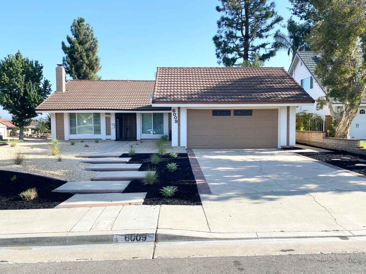 6009 E La Paz Cir - Photo 2 of 20
