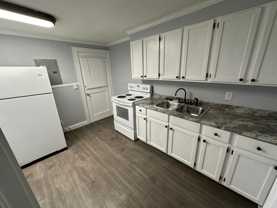 426 426 S. Beaumont Ave-A #A - Photo 1 of 1