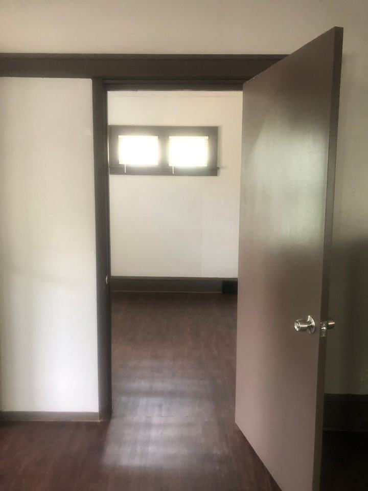 3322 Bryant Ave N - Photo 4 of 13