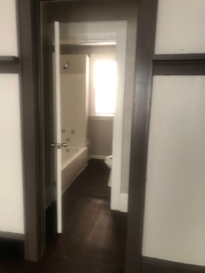 3322 Bryant Ave N - Photo 5 of 13