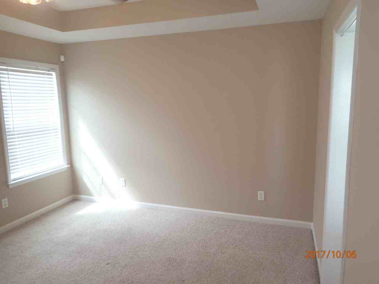 96 Oak St - Photo 7 of 16