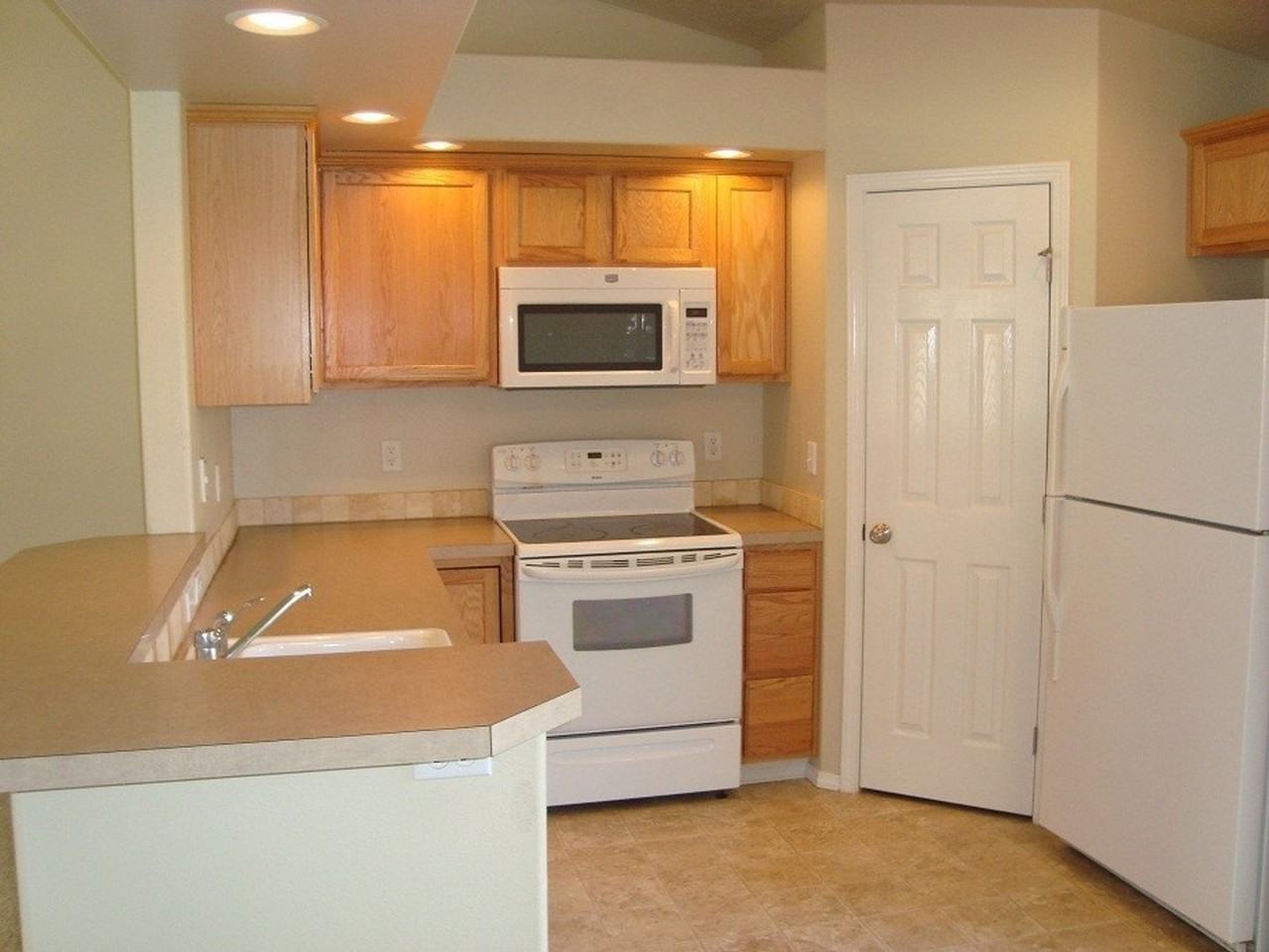 5107 Weston Ave - Photo 4 of 7