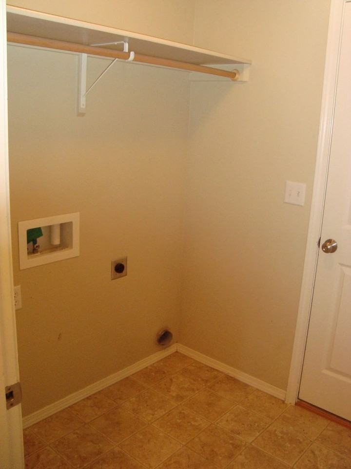 5107 Weston Ave - Photo 5 of 7