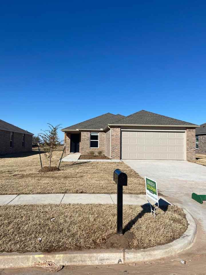 1529 Nw 113th St - Photo 4 of 19