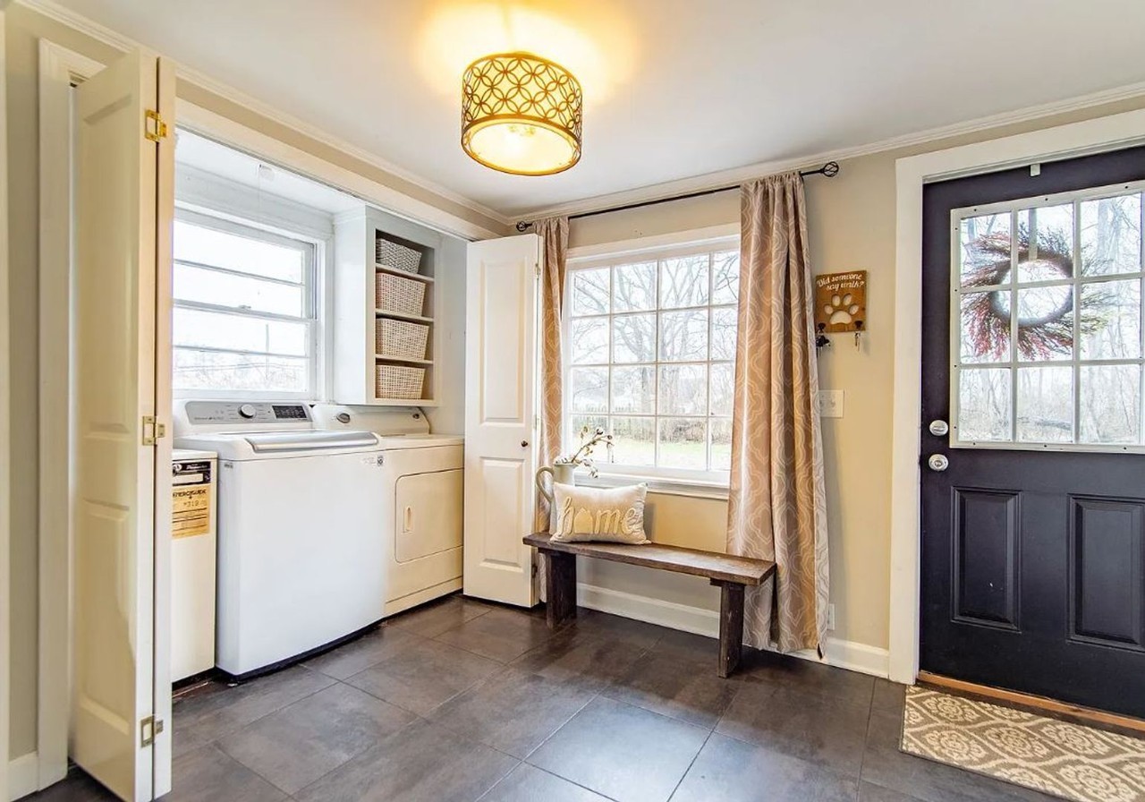 111 N Elm St - Photo 4 of 14
