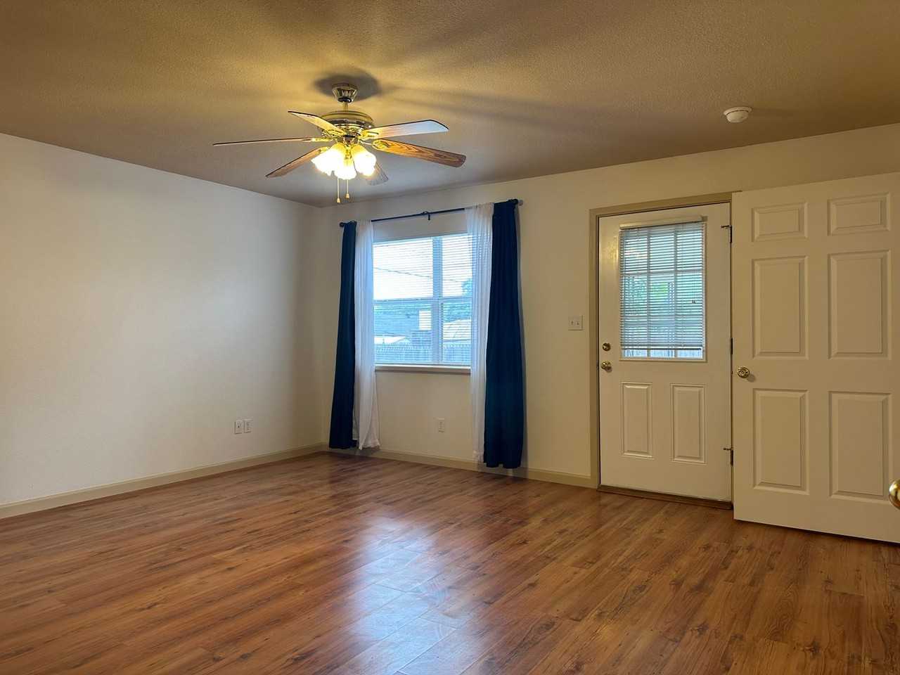 4311 62nd St - Photo 2 of 23