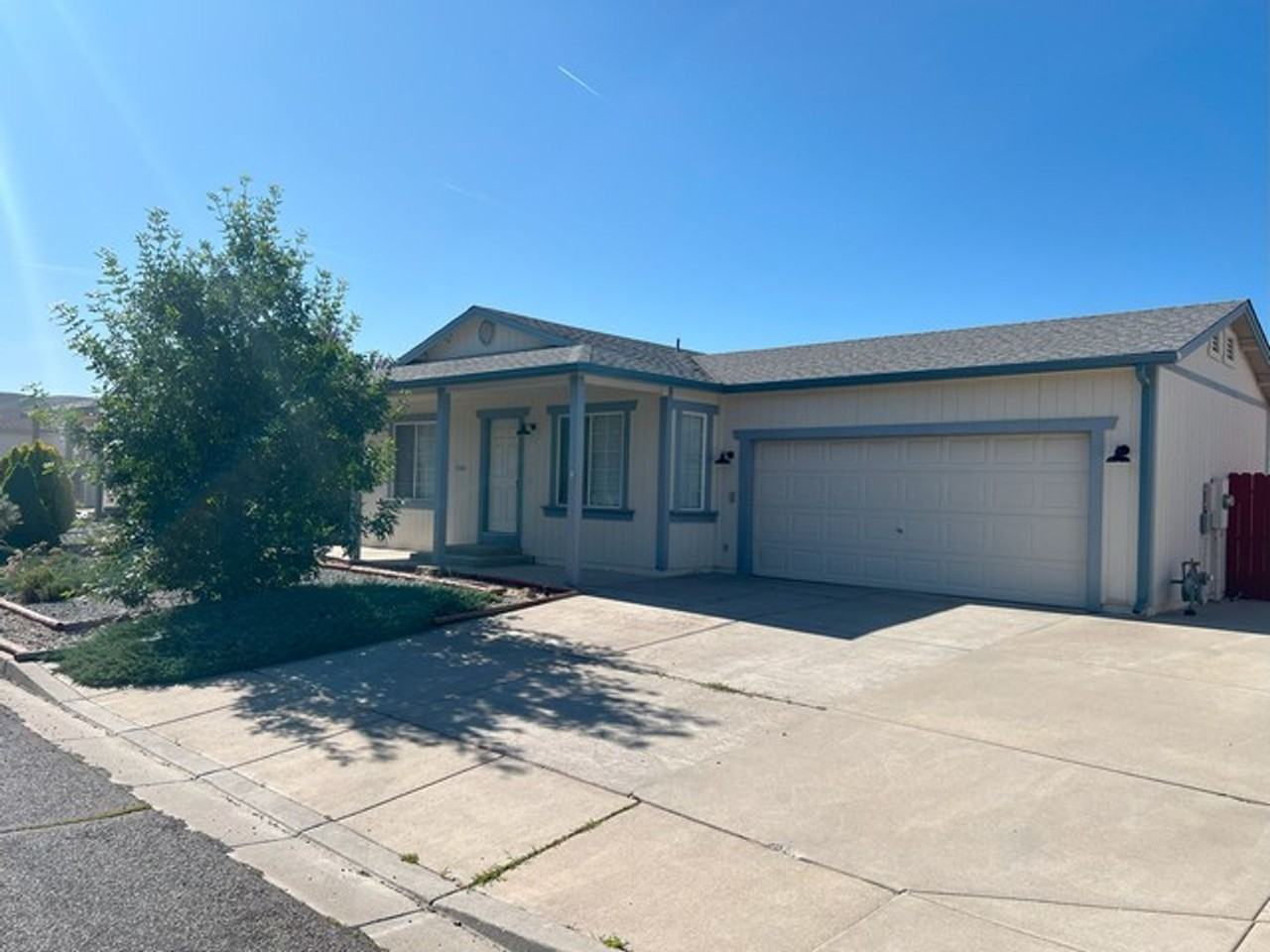 17784 Georgetown Dr - Photo 2 of 15