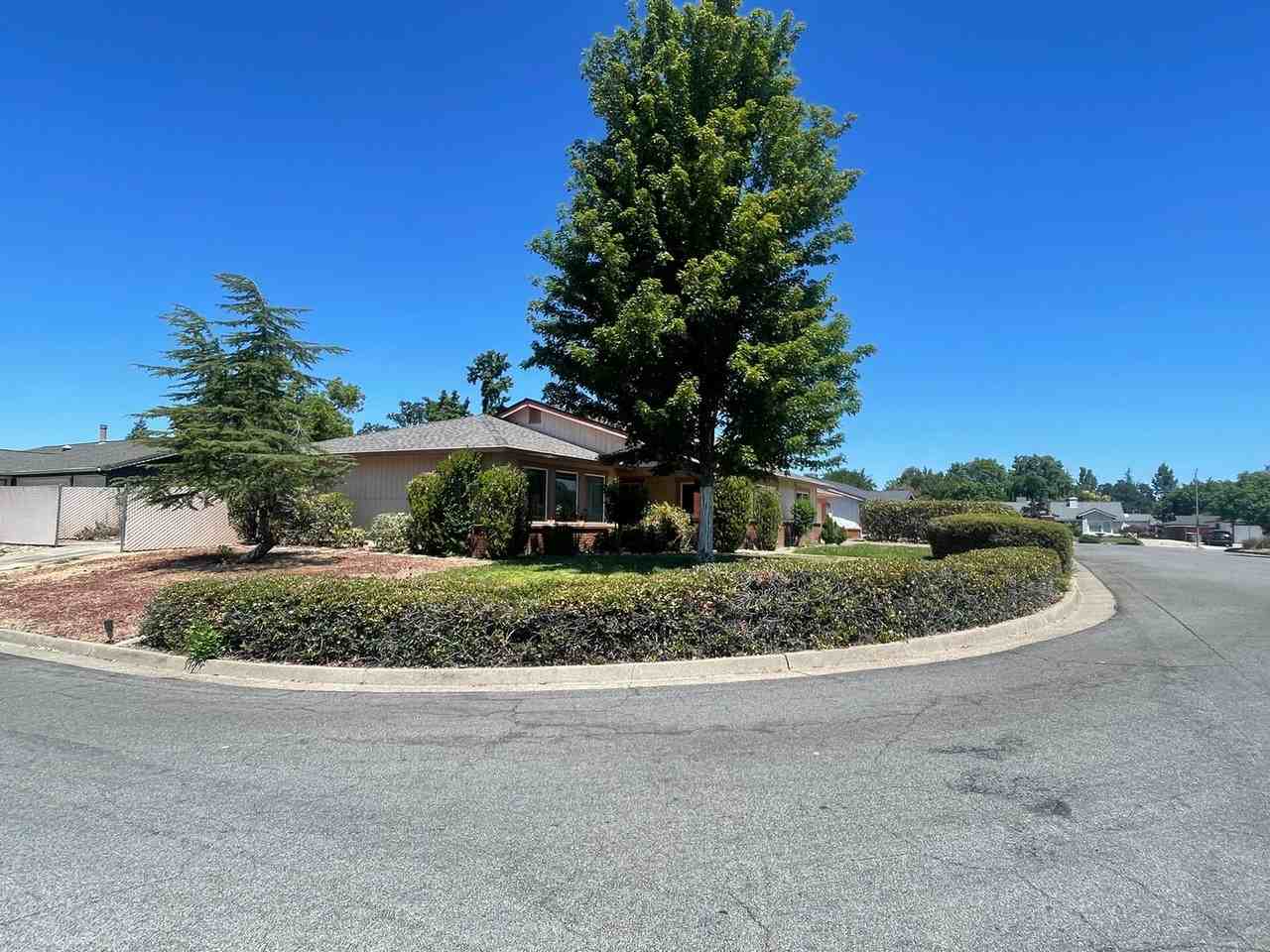 7222 Jonella Way - Photo 3 of 34