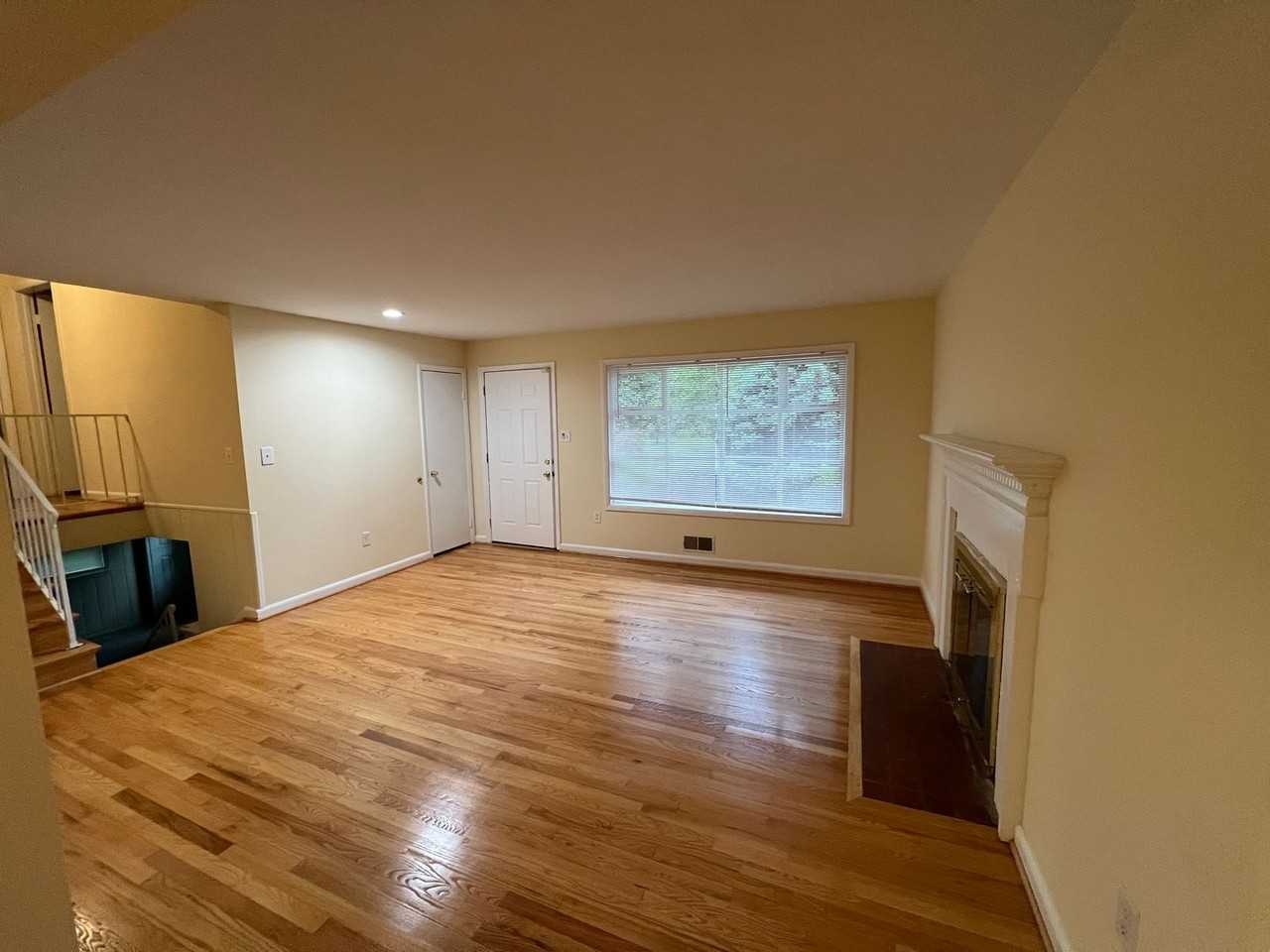 2917 Breezy Terrace - Photo 2 of 27