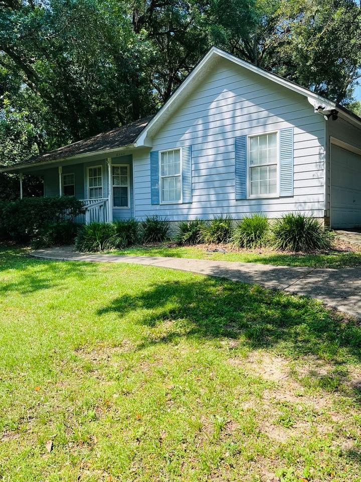 6444 Cavalcade Trl - Photo 2 of 32