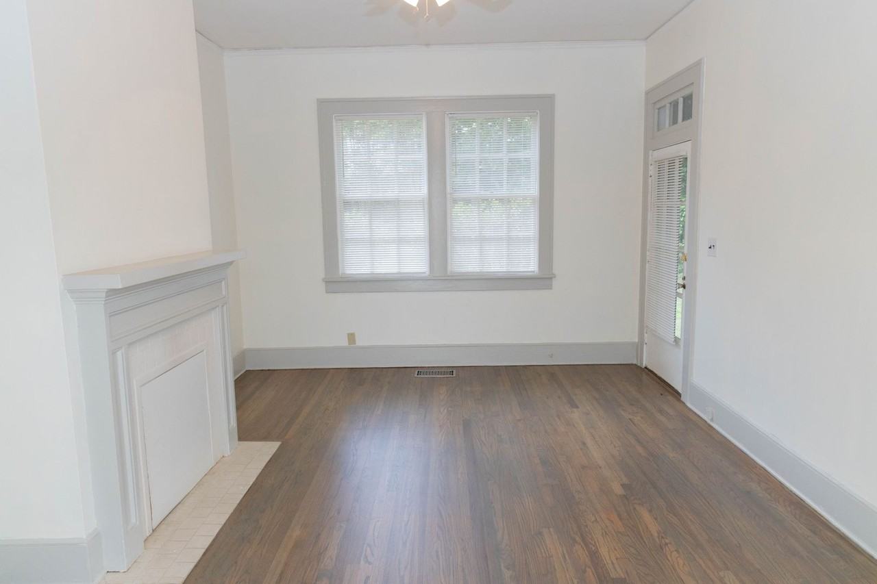 1131 Magnolia Curv - Photo 4 of 15