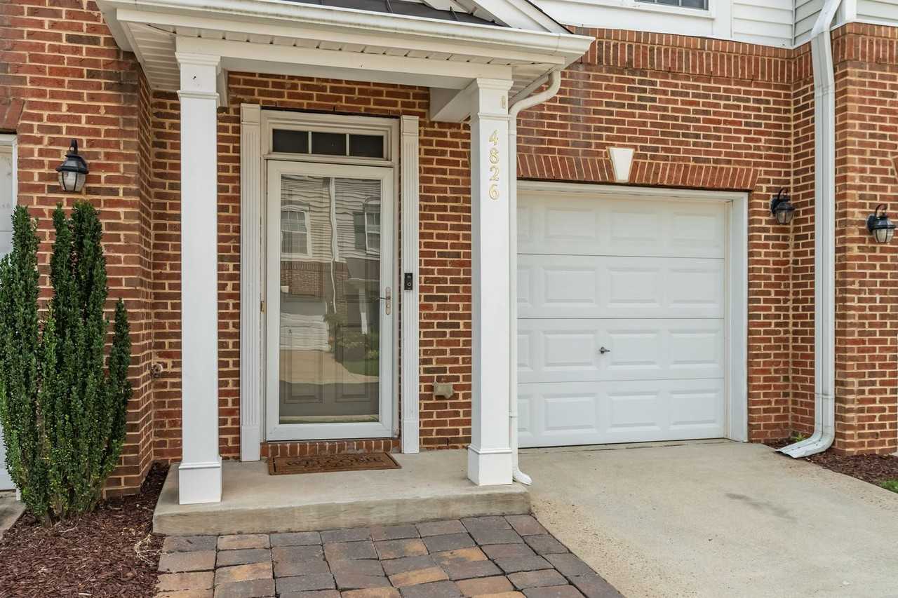 4826 Wyatt Brook Way - Photo 2 of 24