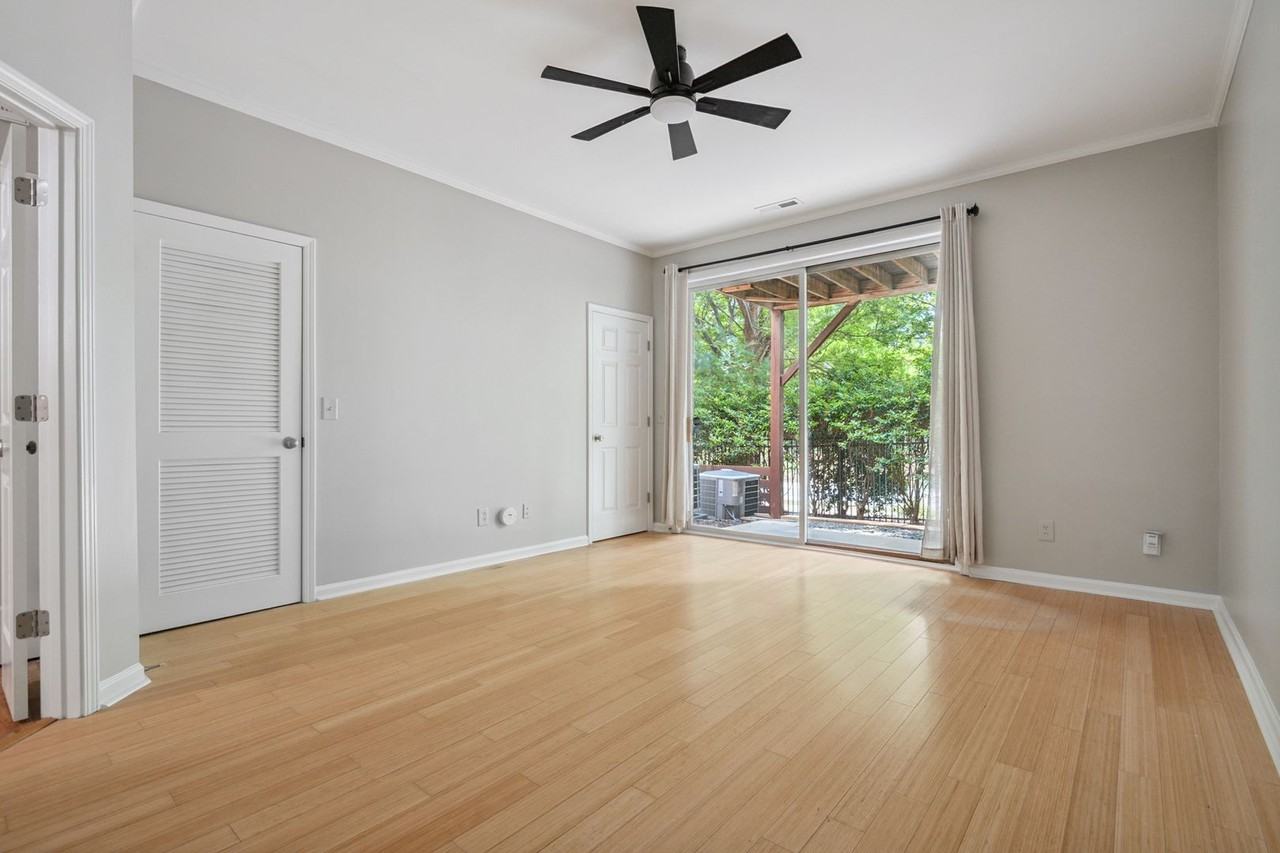 4826 Wyatt Brook Way - Photo 3 of 24